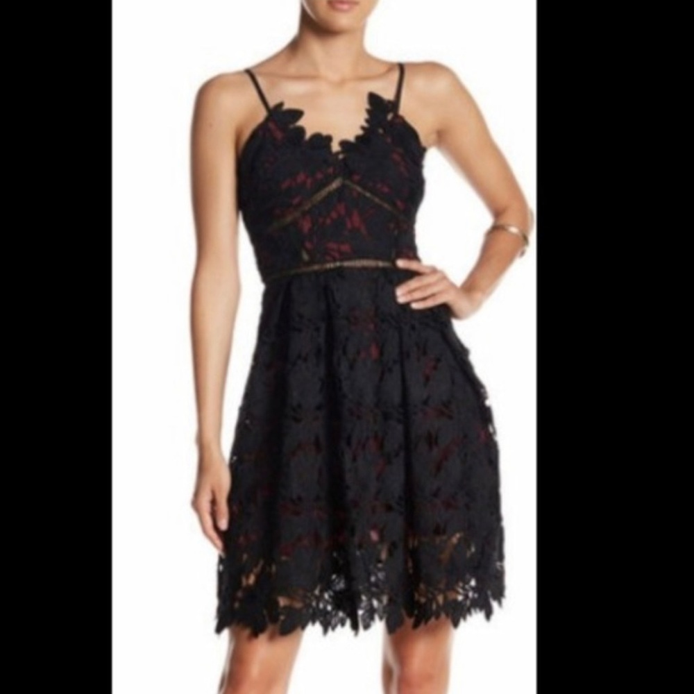 NWT Romeo & Juliet Black Floral Lace Party Dress M